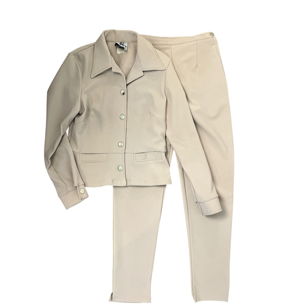 Vintage Classic Cream Women's Pants & Blazer two piece Set Business Large Medium